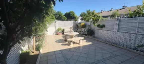 4 غرف نوم شقة في Parla, Spain رقم 178824 29