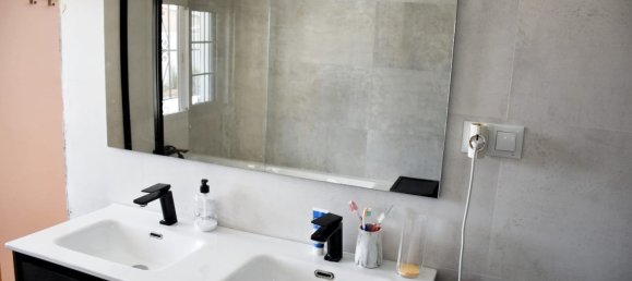 3 bedrooms Villa in Nerja, Spain No. 90176 20