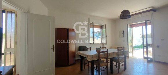 2 bedrooms Villa in Melendugno, Italy No. 151819 2