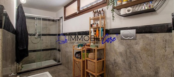 5 rooms Apartment in Livorno, Italy No. 170098 14