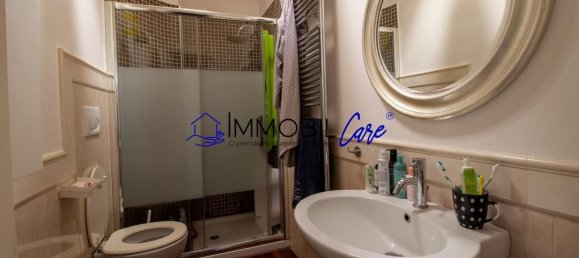 5 rooms Apartment in Livorno, Italy No. 170098 9