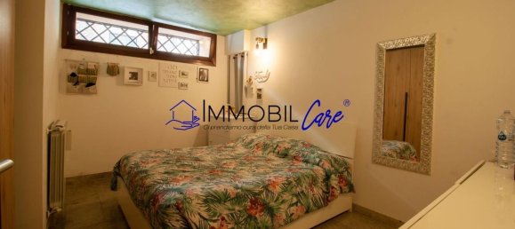 5 rooms Apartment in Livorno, Italy No. 170098 10