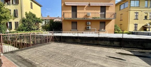 3 rooms Apartment in Fidenza, Italy No. 28535 9