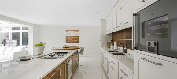 5 bedrooms House in Hadley Wood, United Kingdom No. 6581 5