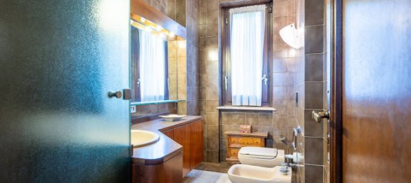 2 غرف نوم شقة في Collegno, Italy رقم 57309 9