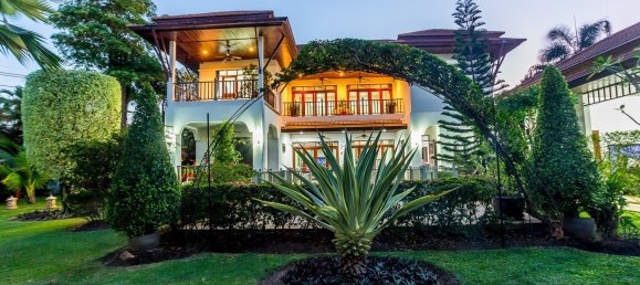 4 bedrooms Cafe / restaurant in Hua Hin, Thailand No. 6319 7