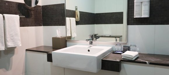 1 bedroom Hotel Apartment in Dubai Marina, UAE No. 8650 4