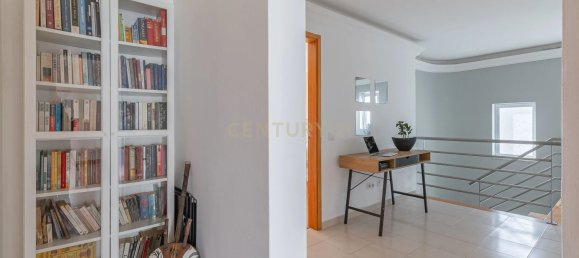 4 Schlafzimmer Haus in Luz, Portugal, Nr. 104999 23