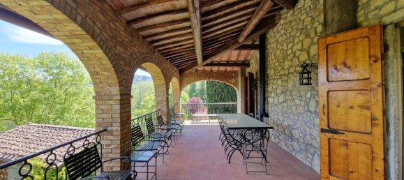4 bedrooms House in Greve in Chianti, Italy No. 192481 3