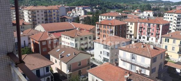 4 bedrooms Apartment in Cairo Montenotte, Italy No. 14323 15