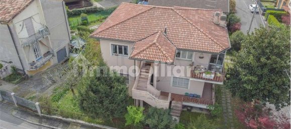4 bedrooms Villa in Brescia, Italy No. 6147 35