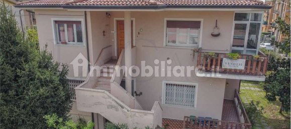 4 bedrooms Villa in Brescia, Italy No. 6147 40
