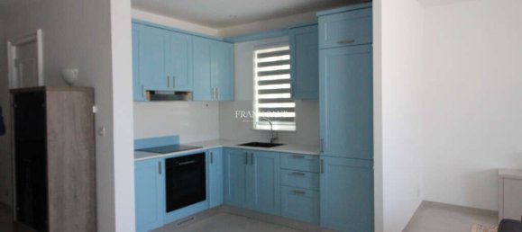 3 Schlafzimmer Wohnung in Swieqi, Malta, Nr. 1581 3