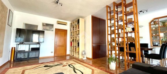 4 rooms Apartment in Rimini, Italy No. 152252 6
