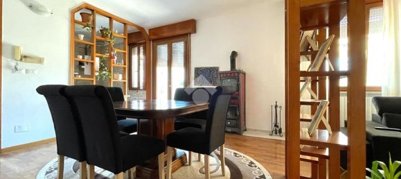 4 rooms Apartment in Rimini, Italy No. 152252 3