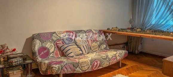 Apartamento de 3 dormitorios en Vigo, Spain No. 184437 17