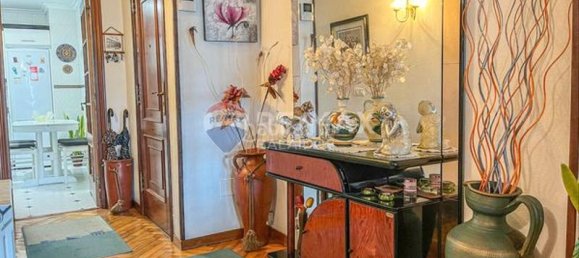 Apartamento de 3 dormitorios en Vigo, Spain No. 184437 25