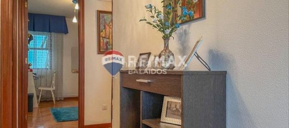 Apartamento de 3 dormitorios en Vigo, Spain No. 184437 18