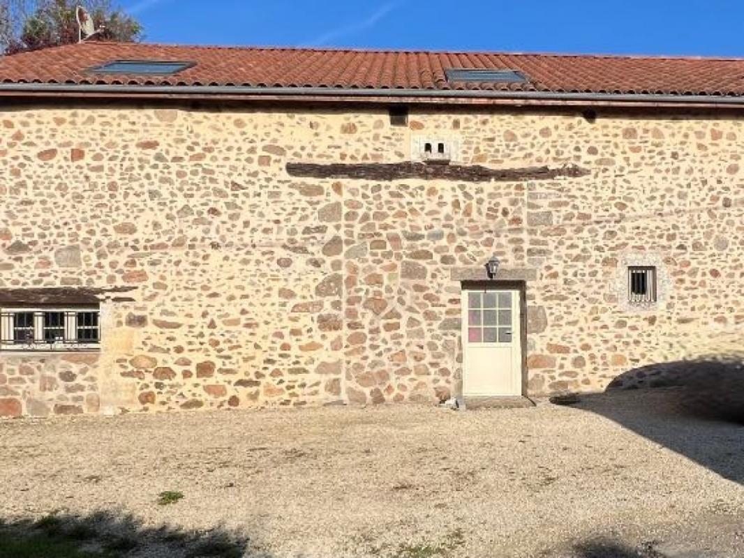 3 bedrooms House in Saint-Maurice-des-Lions, France No. 205620