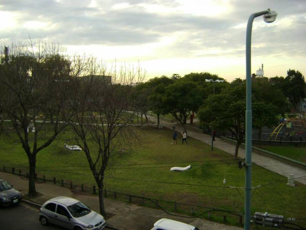 2 bedrooms Apartment in Vicente Lopez, Argentina No. 18795