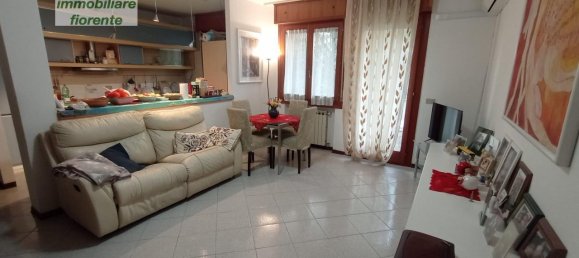 3-salle Duplex à Selvazzano Dentro, Italy No. 234015 2