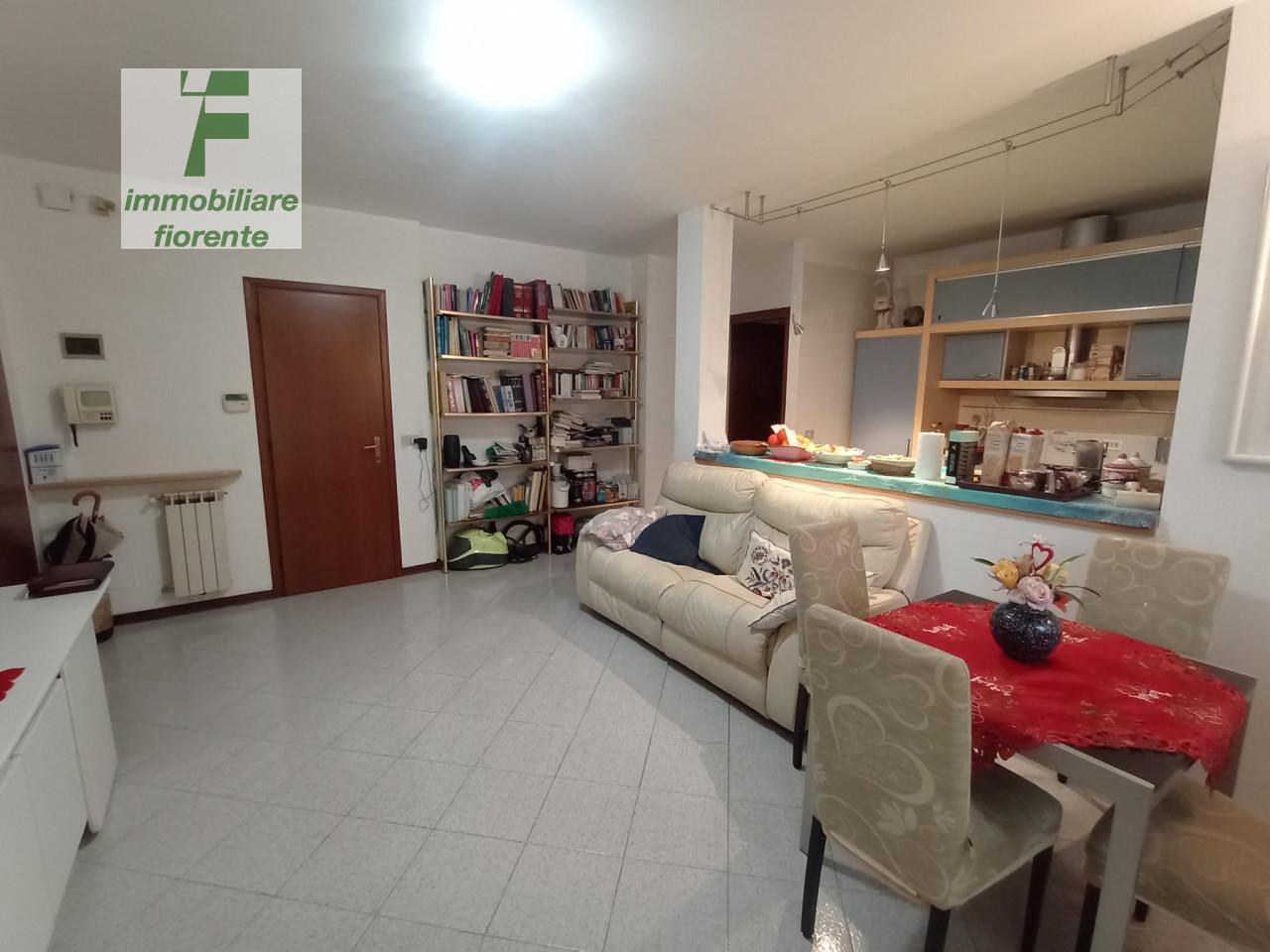 3-salle Duplex à Selvazzano Dentro, Italy No. 234015