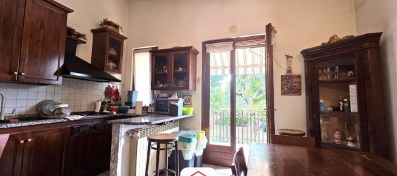 5 bedrooms Villa in Sorisole, Italy No. 380815 9