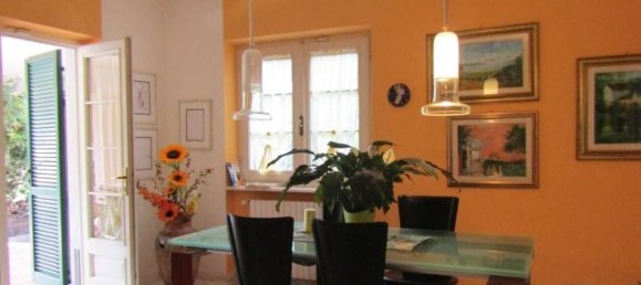 4 bedrooms Villa in Carrara, Italy No. 63388 13