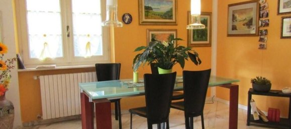 4 bedrooms Villa in Carrara, Italy No. 63388 38