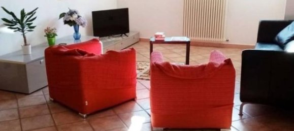 4 bedrooms Villa in Carrara, Italy No. 63388 63