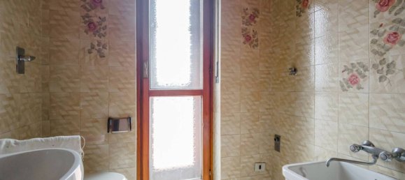 4 bedrooms Apartment in Collegno, Italy No. 264085 25