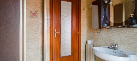 4 bedrooms Apartment in Collegno, Italy No. 264085 27