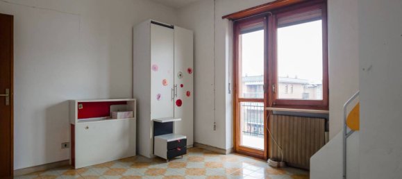 4 bedrooms Apartment in Collegno, Italy No. 264085 11