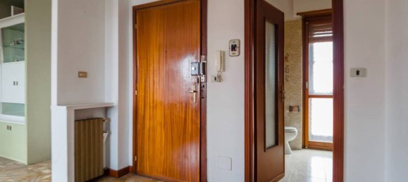 4 bedrooms Apartment in Collegno, Italy No. 264085 30