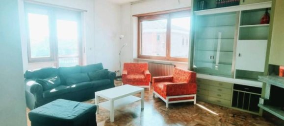 4 bedrooms Apartment in Collegno, Italy No. 264085 3