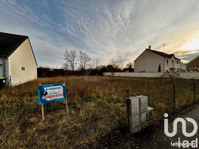 Terreno en La Chapelle-Saint-Mesmin, France 650 m² No. 40854