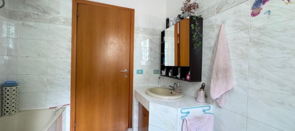 3 bedrooms Apartment in Oriolo Romano, Italy No. 344122 10