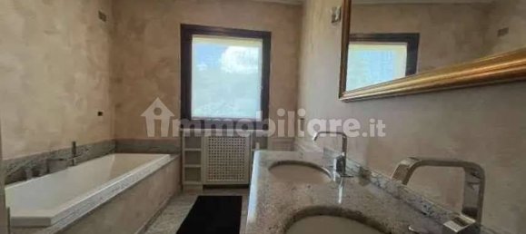 5 chambres Villa à Lomazzo, Italy No. 377043 15