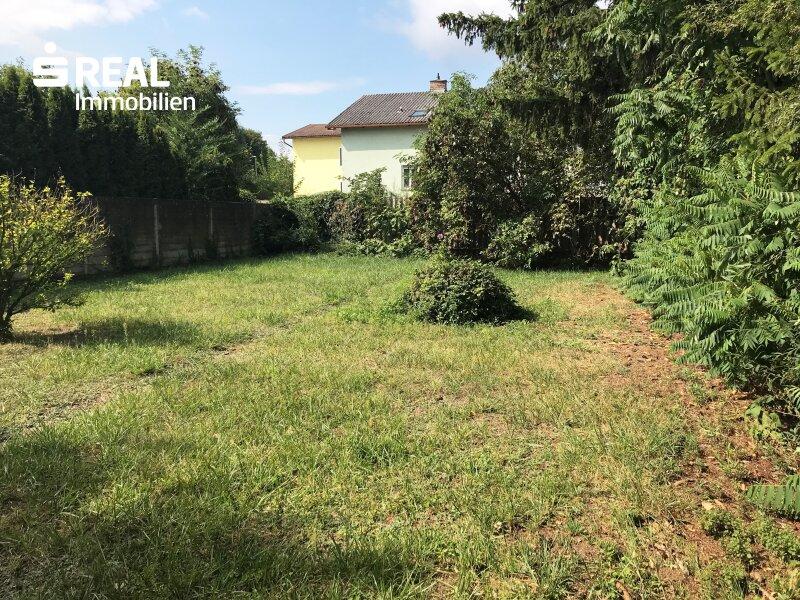 Grundstück in Stockerau, Austria 680m², Nr. 166296