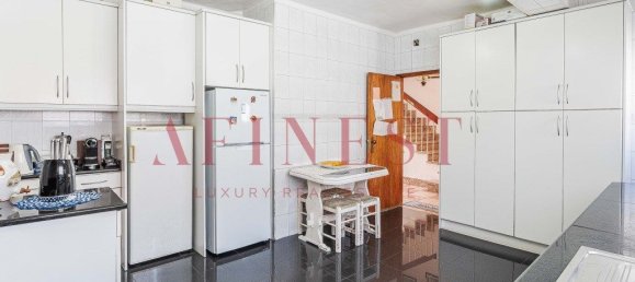 5 Schlafzimmer Haus in Cascais, Portugal, Nr. 303243 5