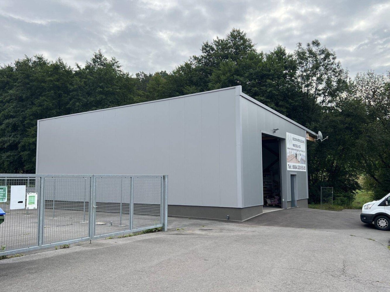Almacén en Feldbach, Austria 250 m² No. 49987