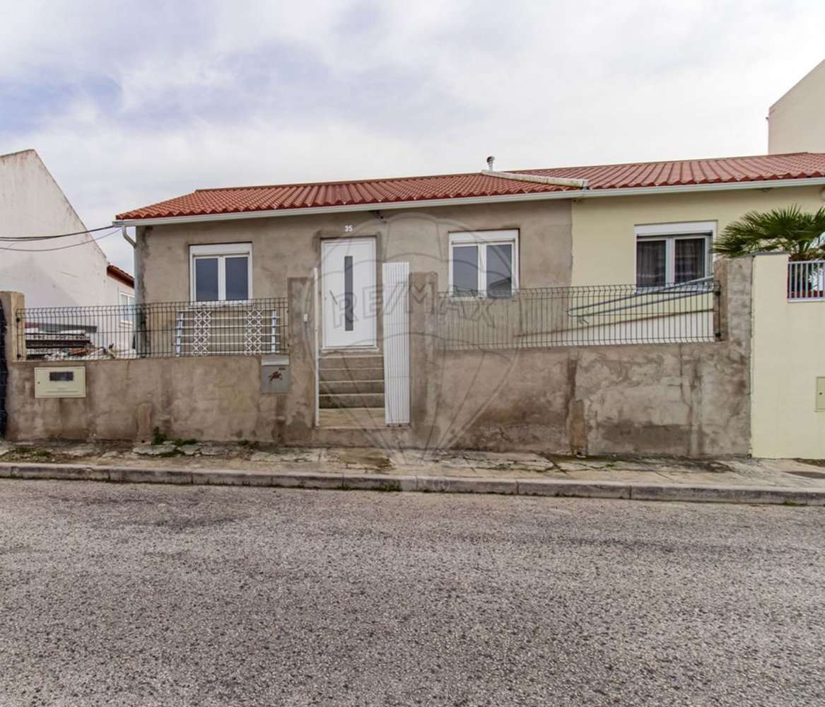 4 غرف نوم منزل في Almada, Portugal رقم 29287