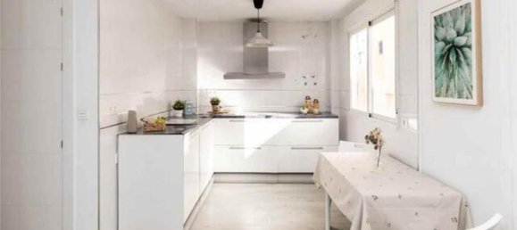 Apartamento de 2 dormitorios en Armilla, Spain No. 180248 3