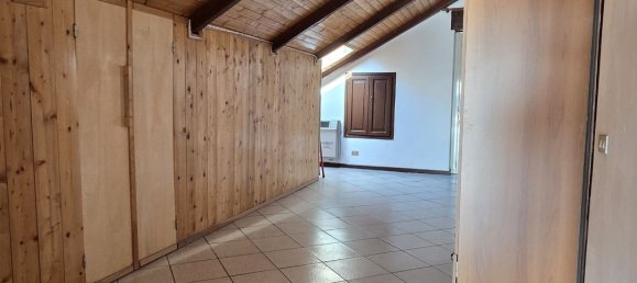 Ático de 2 habitaciónes en Asti, Italy No. 274877 6