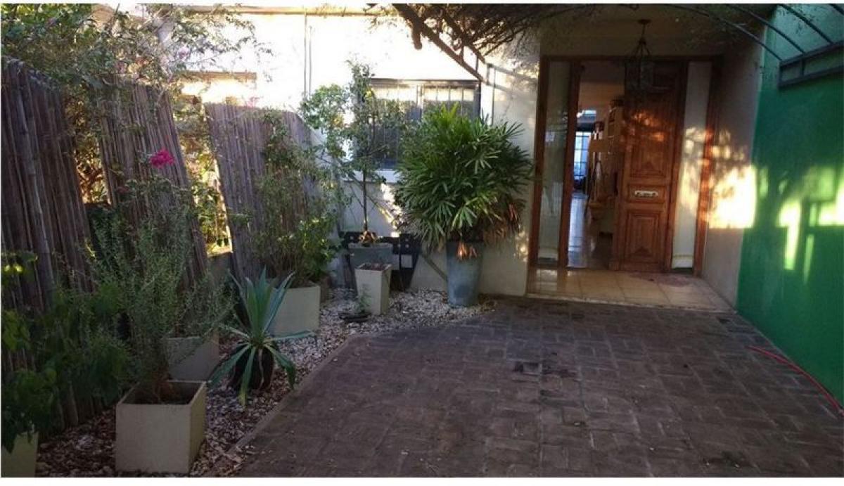 4 bedrooms House in San Isidro, Argentina No. 1801