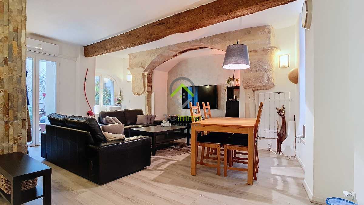 4 bedrooms House in Gigean, France No. 202448