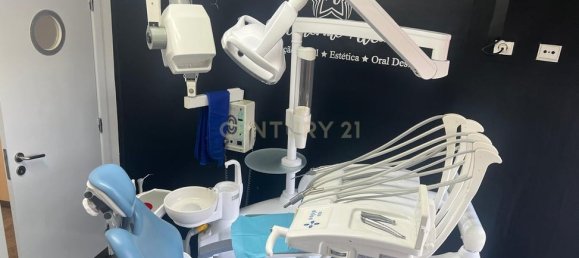 48m² Commercial property in Sintra, Portugal No. 236207 2