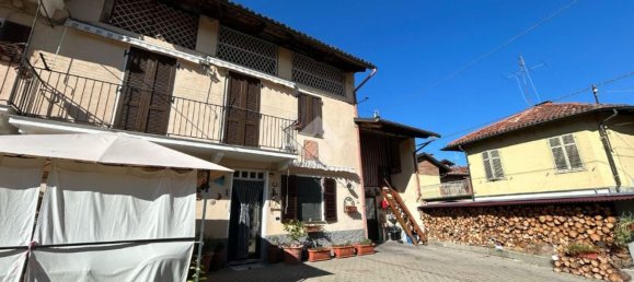 4 rooms House in Gassino Torinese, Italy No. 272342 5