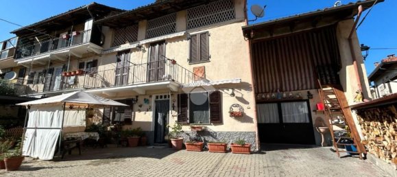 4 rooms House in Gassino Torinese, Italy No. 272342 2