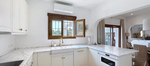 5 bedrooms Villa in Benitachell, Spain No. 259377 9